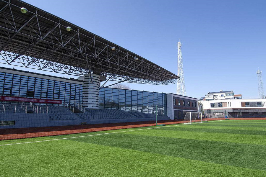 北海体育场看台网架工程